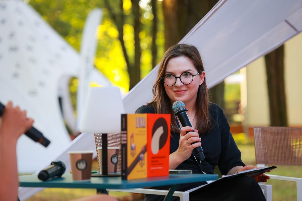 Kurs dla osób animujących kulturę, nagrywających podcasty i czytających